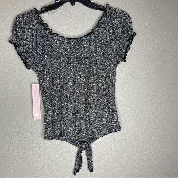 A19), Grave Fame Scoop Neckline Cap Sleeve Tie-knot size Small - Picture 5 of 9